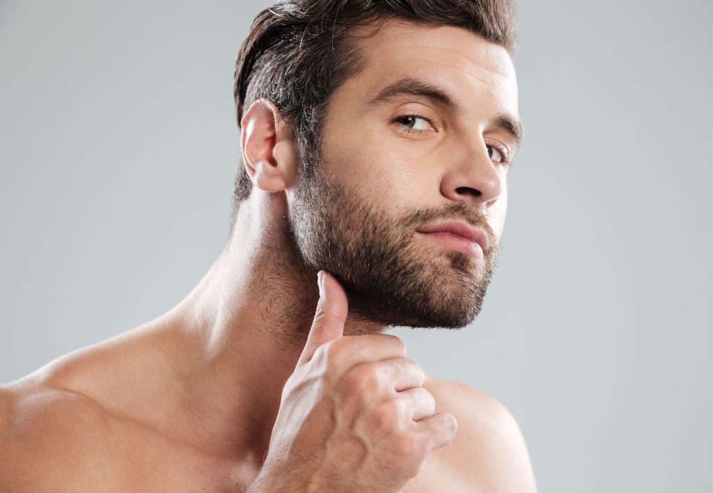 الآثار الجانبية لزراعة شعر الذقن